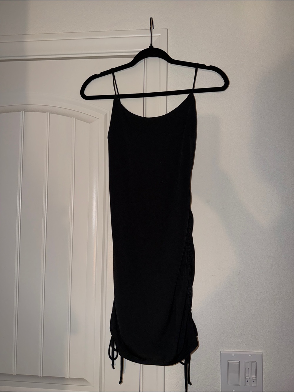 7DAY WKND Black Ruched Side Bodycon Midi Dress Size Medium